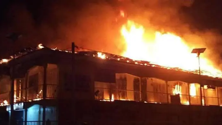 Police Station, Three Houses Burnt in Ibadan Fire Outbreak
