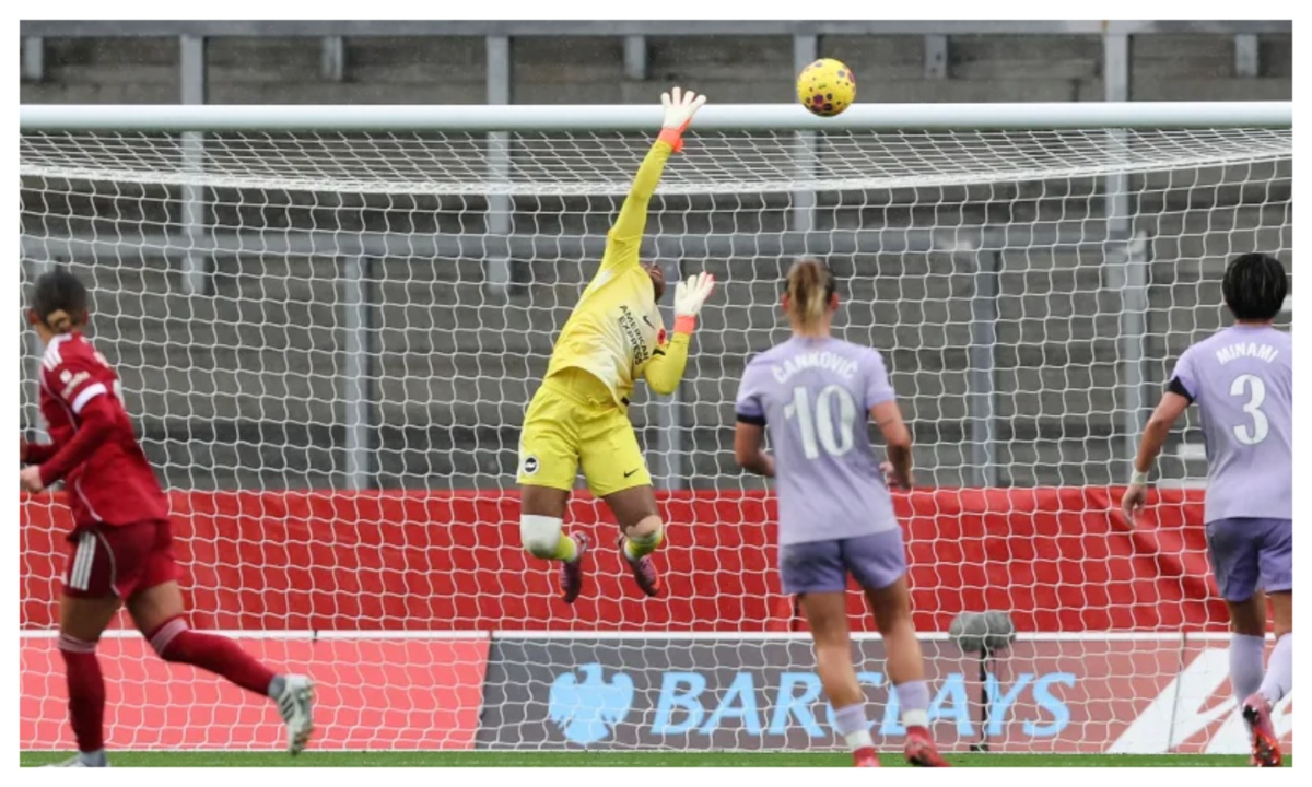 Goalkeeper Nnadozie gets Save of the Season nomination in WSL