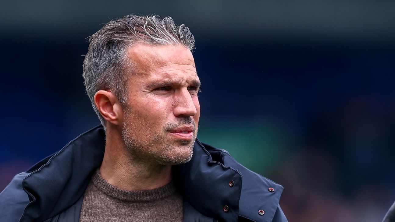 Robin van Persie Sacked as Feyenoord Manager