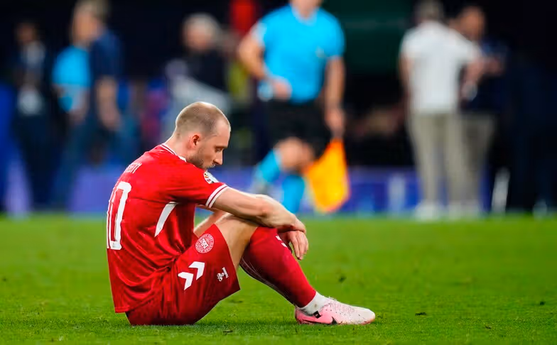 Christian Eriksen Collapses Again in International Game for Denmark